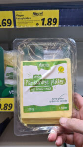 Nieuwe vegan producten bij de Lidl plantaardige plakken 1,89