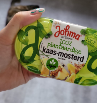 Review Johma 100% Plantaardige Kaas-mosterd salade
