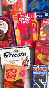 De grote vegan Sinterklaas chocoladeletters test puur